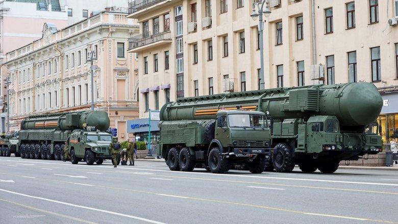 Спецтранспорт ракетных войск.