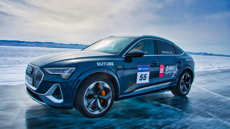 Андрей Леонтьев на Audi E-tron Sportback S