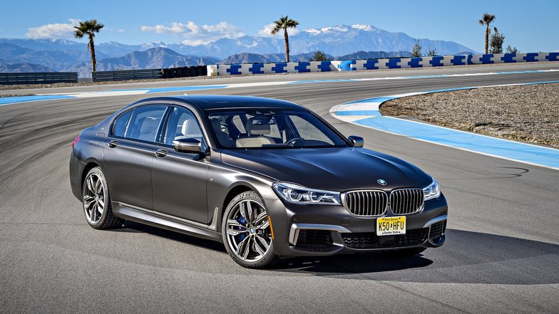 slide image for gallery: 23351 | BMW M760