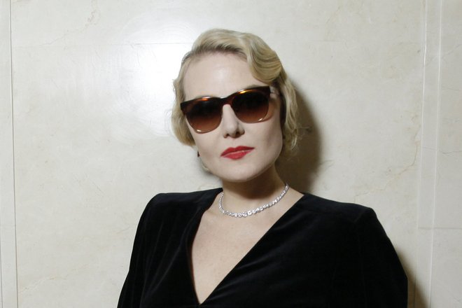 литвинова литвинова