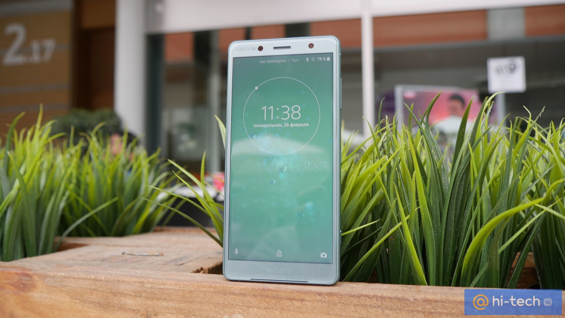 Новые флагманы Sony представлены официально: Sony Xperia XZ2 и XZ2 Compact  - Hi-Tech Mail.ru