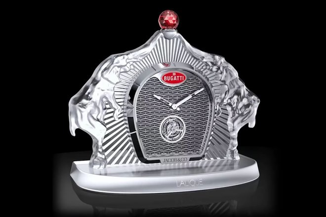 Bugatti выпустила настольные часы за 240 тысяч долларов Bugatti выпустила настольные часы за 240 тысяч долларов