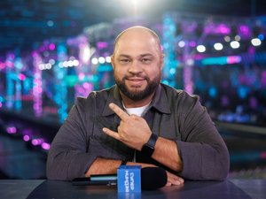 Роман Постовалов