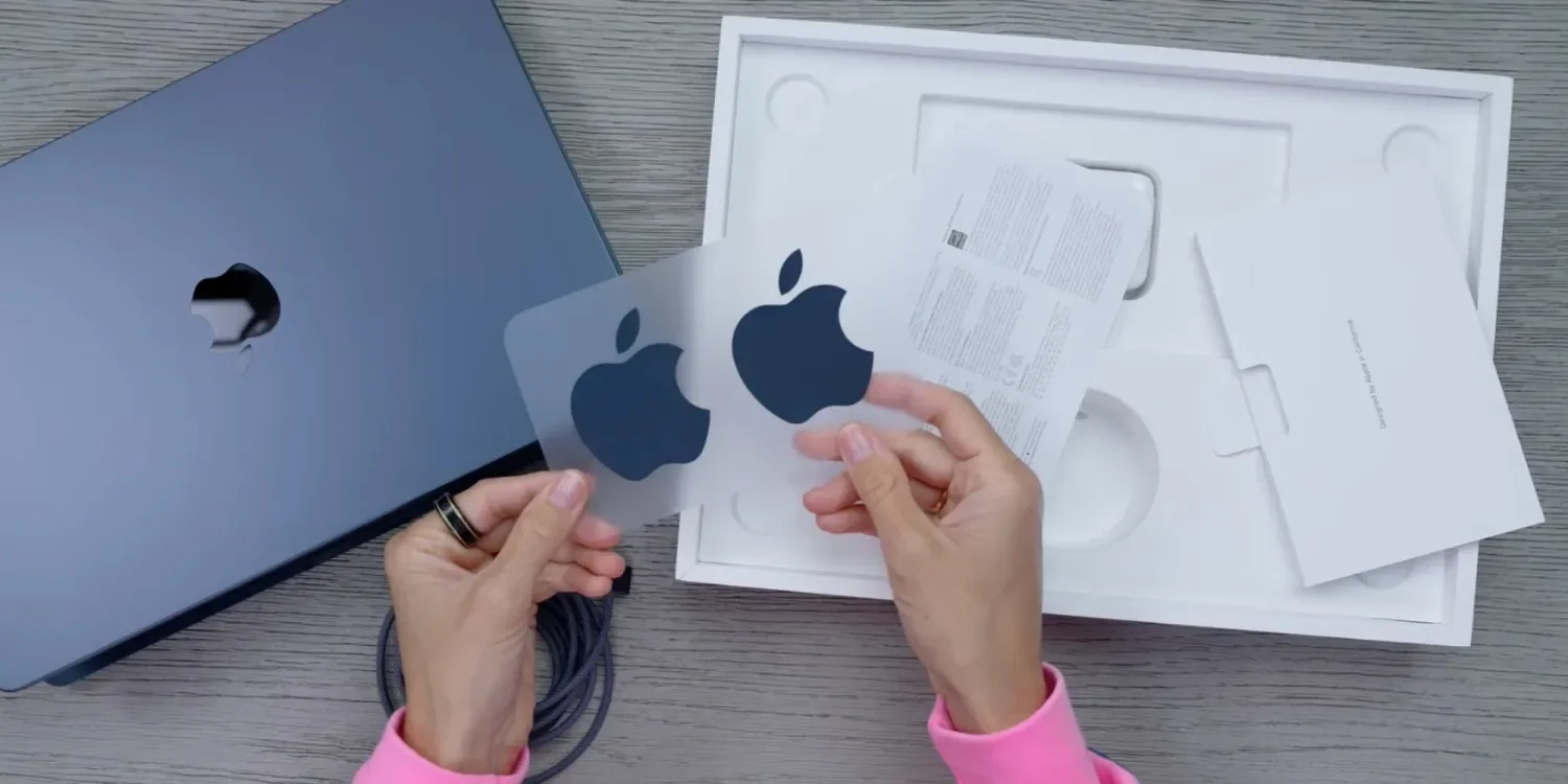 Из комплекта с новыми iPad пропали стикеры Apple - Hi-Tech Mail.ru