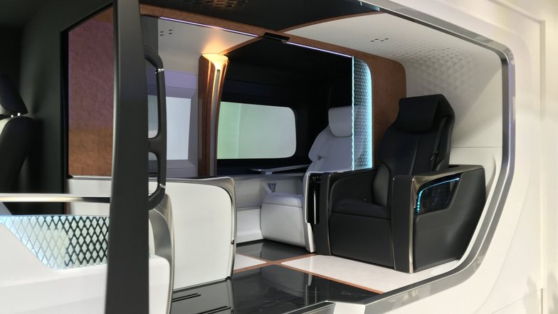 slide image for gallery: 25203 | Resort tourer