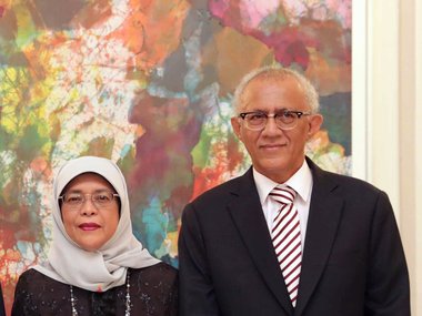 Slide image for gallery: 11264 | Мохаммед Абдулла Альхабши, супруг президента Сингапура. Этот 65-летний человек арабской внешности — супруг действующего президента Сингапура Халимы Якоб.