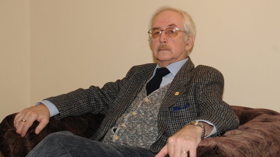 Василий Ливанов Василий Ливанов