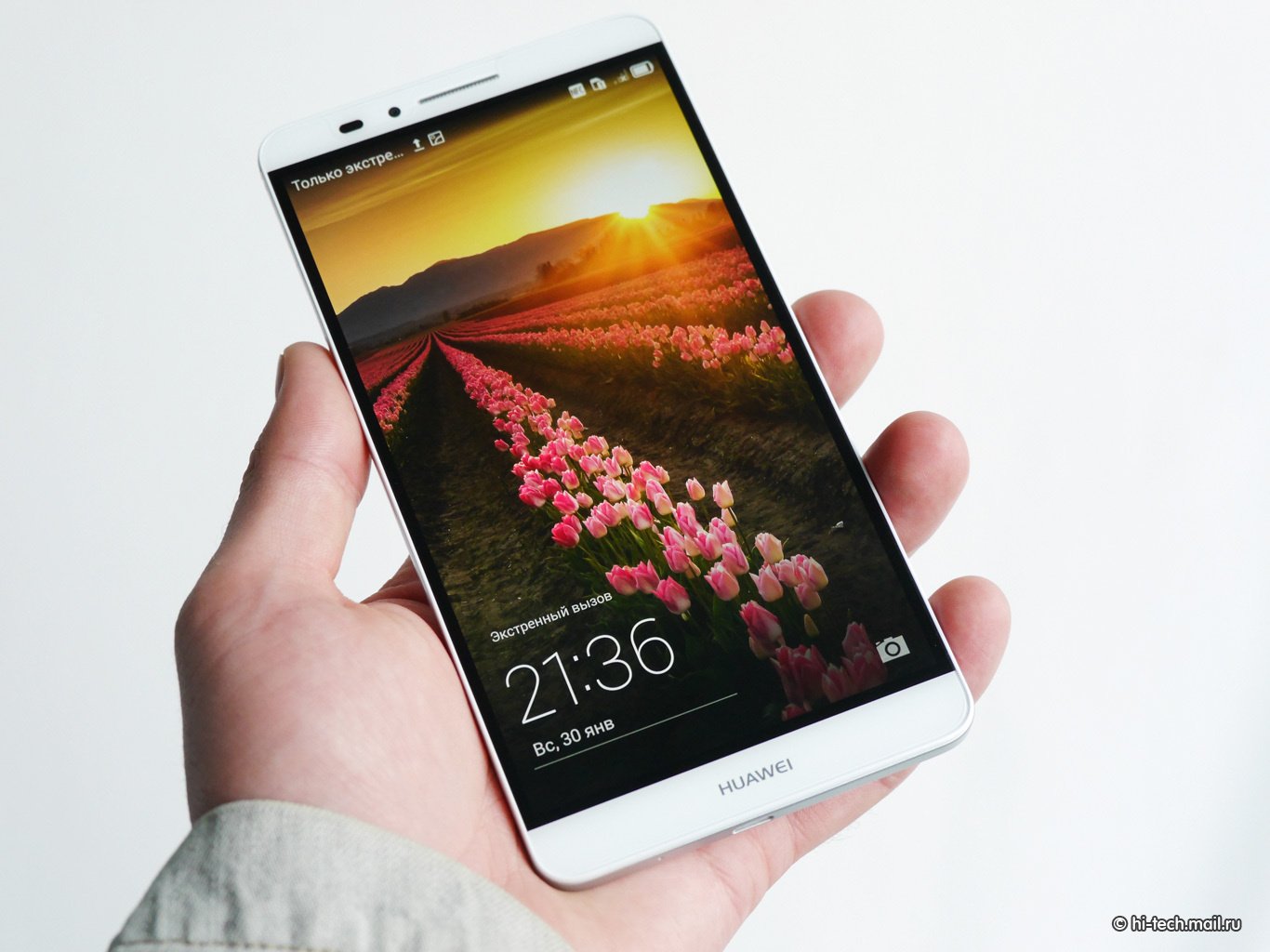 Обзор Huawei Ascend Mate 7: флагманский металлический планшетофон - Hi-Tech  Mail.ru