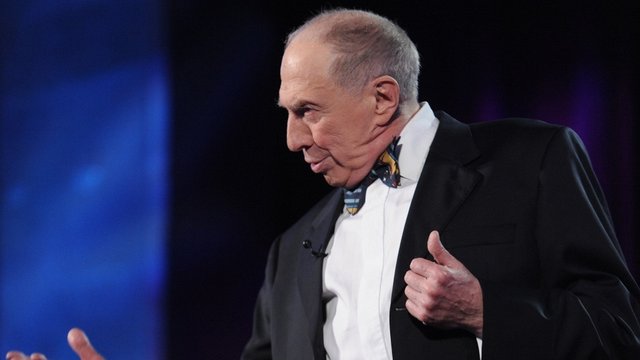 Сергей Юрский во время своего творческого вечера