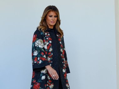 Slide image for gallery: 12478 | Мелания Трамп: верхняя одежда