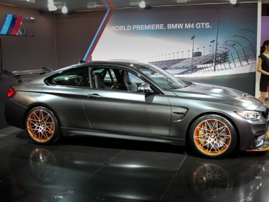 slide image for gallery: 18602 | BMW M4 GTS