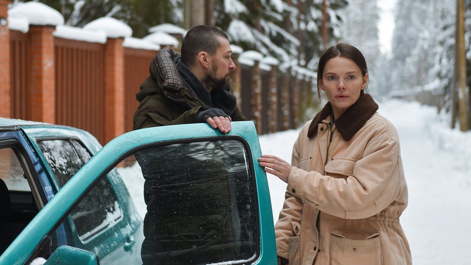 Даниил Страхов и Елизавета Боярская в сериале «Тоннель»