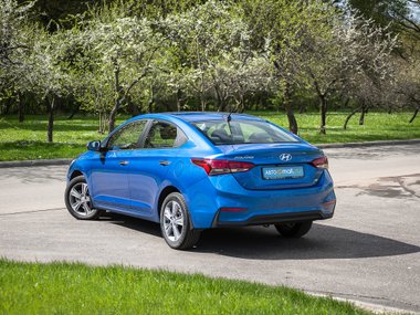 slide image for gallery: 24772 | Hyundai Solaris