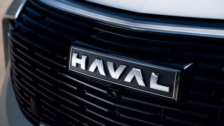 Тест-драйв Haval F7x внешние детали и логотип