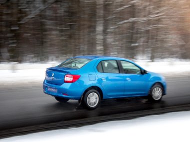 slide image for gallery: 16126 | Renault Logan. Длительный тест