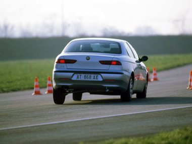 slide image for gallery: 26598 | Alfa Romeo 156