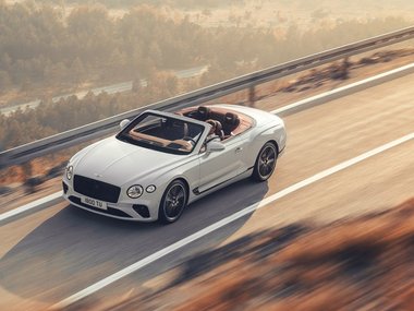slide image for gallery: 27321 | Bentley Continental GTC