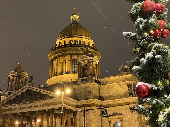 Атмосферный Новый год ждет в Санкт-Петербурге
