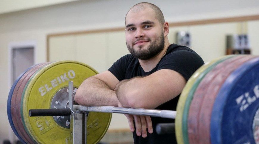 Тяжелоатлет Зезюлин стал бронзовым призером чемпионата Европы в Болгарии