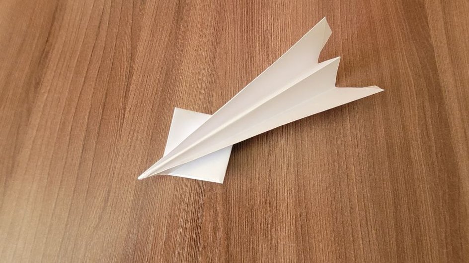 Шаблон скоростного бумажного самолета