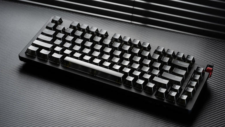 Внешний вид клавиатуры без подсветки.