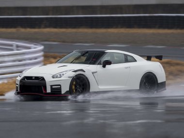 slide image for gallery: 24387 | GT-R Nismo