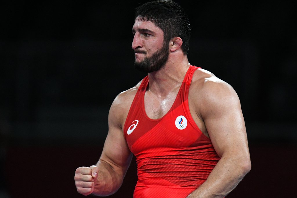 Садулаев не поедет на Олимпиаду — МОК внес звездного борца в черный список
