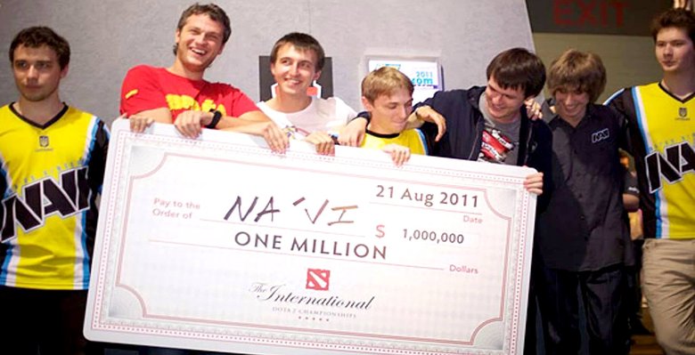 В 2011 году СНГ команда по DOTA 2 выиграла первый The International. Тогда призовой фонд турнира был $1,6 млн. Фонд рос каждый год за счет зрителей, которые покупают к каждому турниру специальный компендиум. Призовой фонд в этом году — $25,5 млн