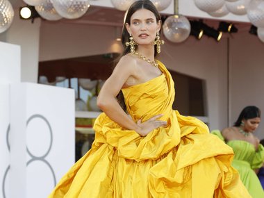 Slide image for gallery: 15359 | Бьянка Балти в Dolce&Gabbana. Источник: legion-media.ru