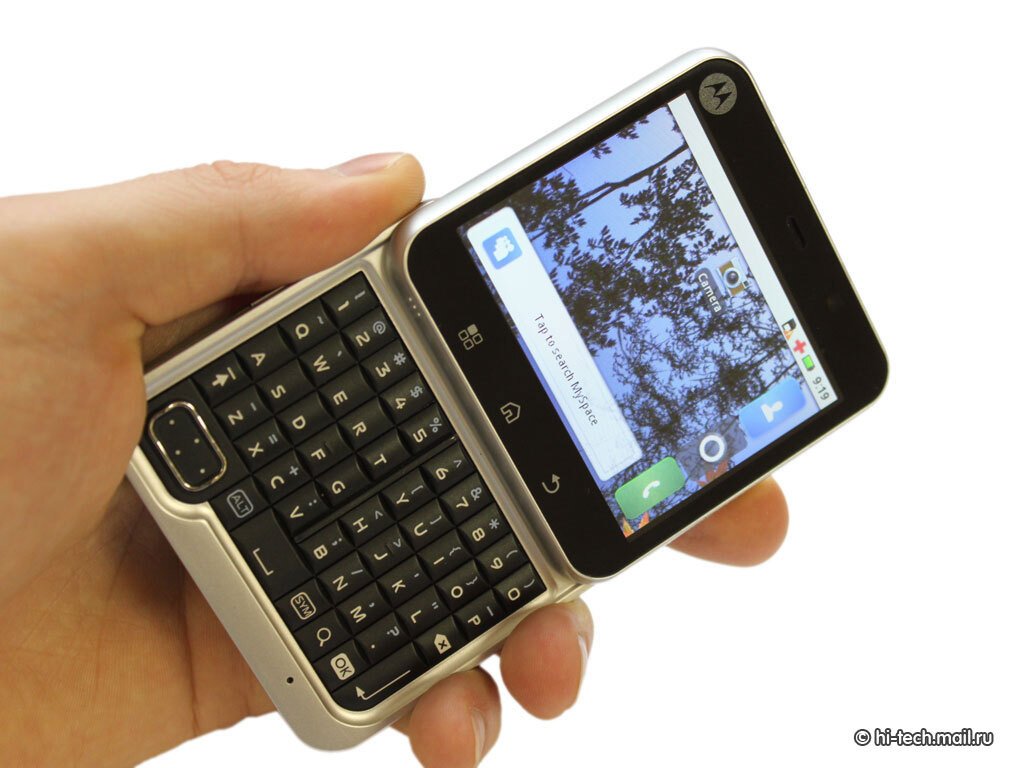 Обзор Motorola Flipout (MB511): самый необычный Android - Hi-Tech Mail.ru