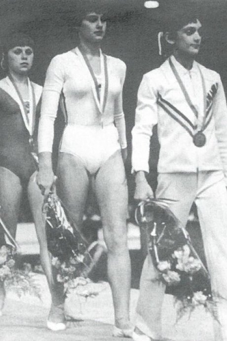 Elena_Mukhina_Nadia_Comaneci_Emilia_Eberle_Strasbourg1978