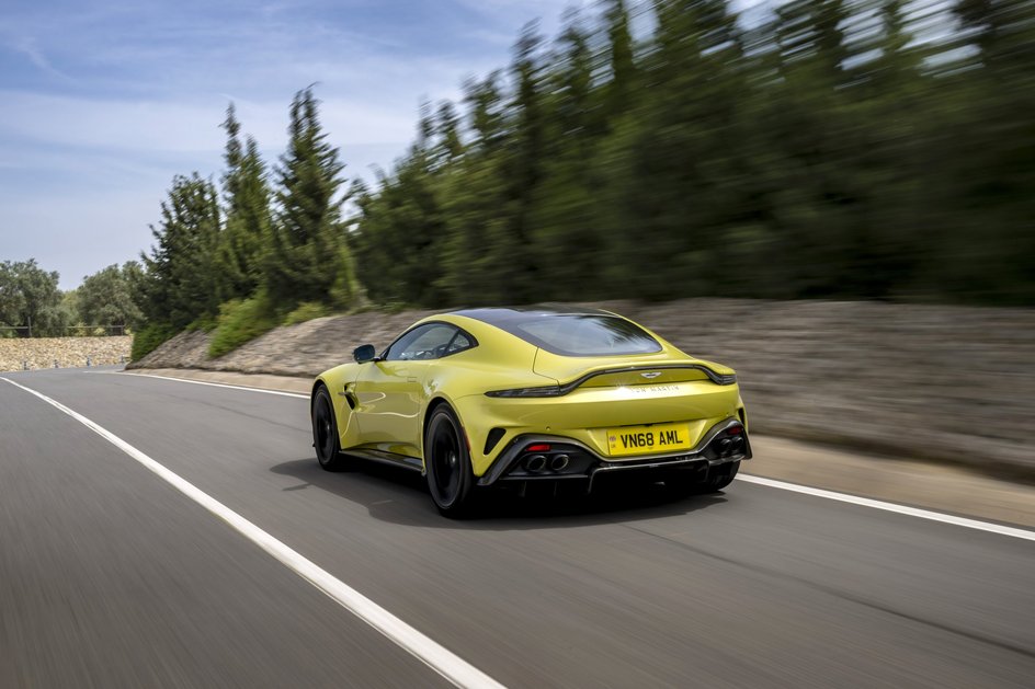 Aston Martin Vantage