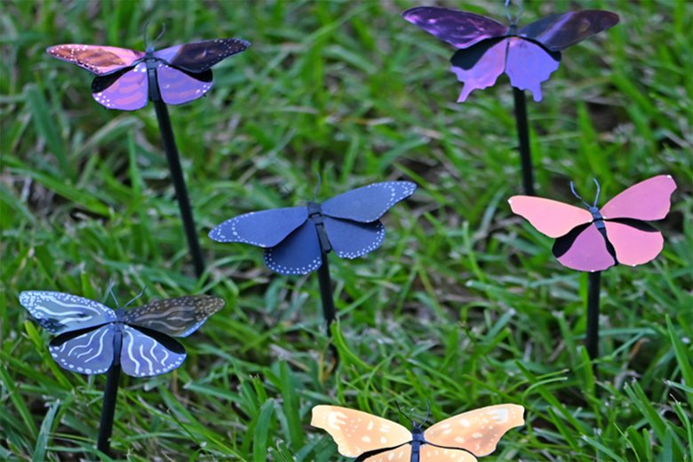 Плазмонная краска нанесена на крылья металлических бабочек. Фото: University of Central Florida