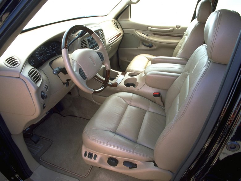 Lincoln Navigator I 1997 - 2006 Внедорожник