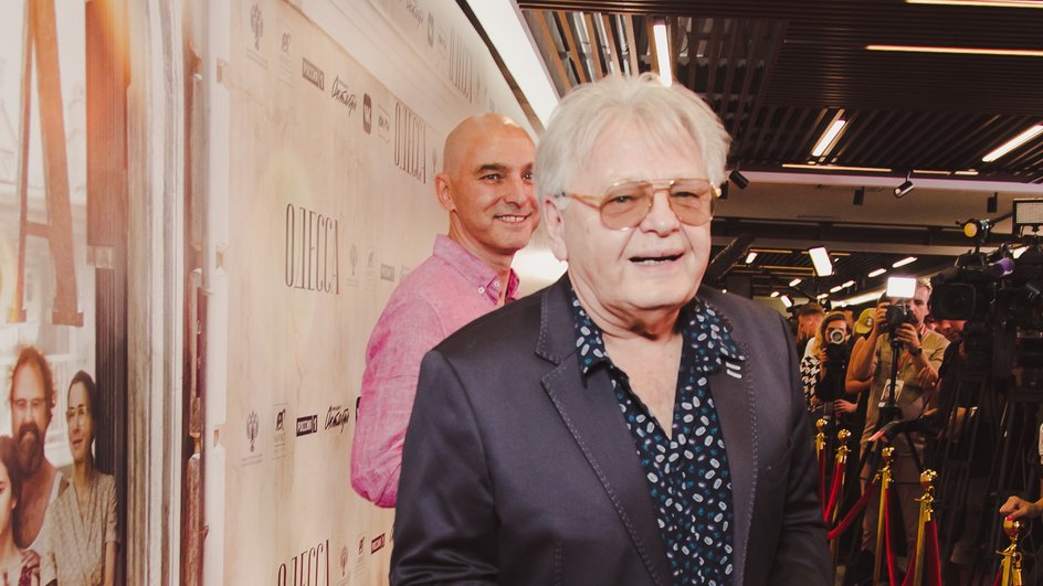 Юрий Антонов