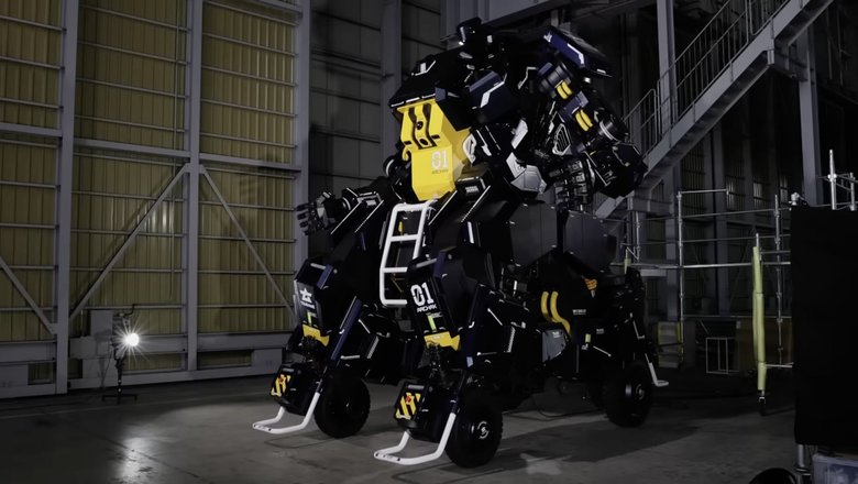 робот-трансформер из японии