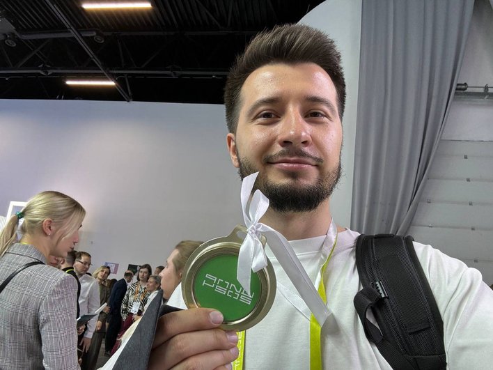 Журналист Hi-Tech Mail.ru получил шоколадную медаль после сдачи «цифрового ГТО».