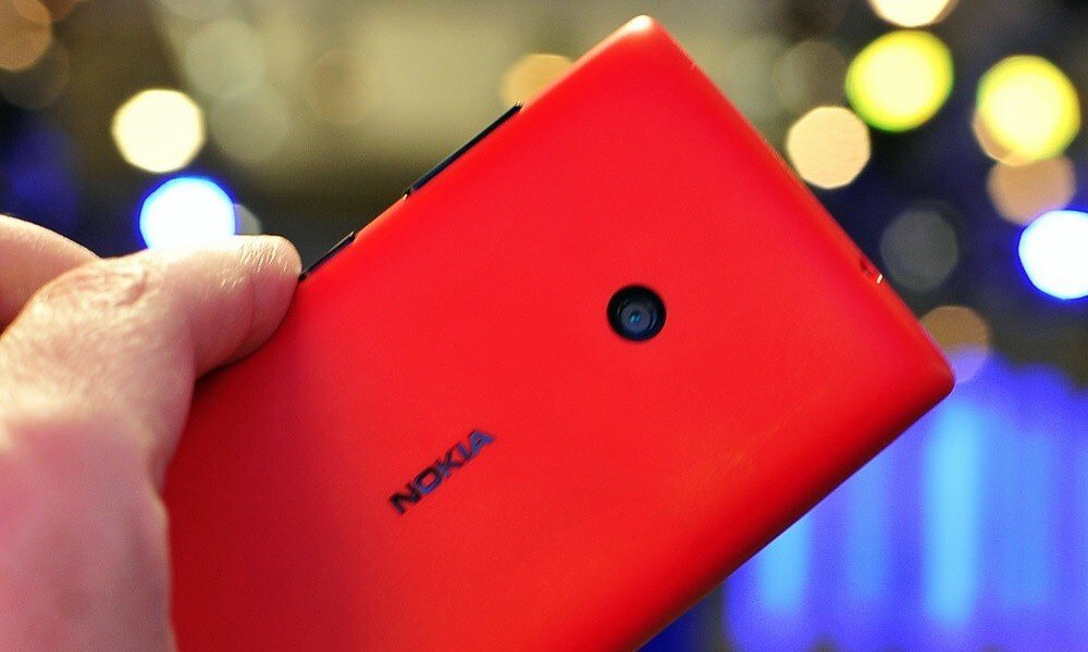 Смартфон Nokia Lumia 520 Yellow