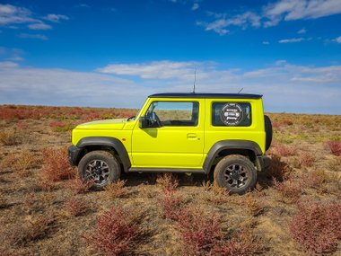slide image for gallery: 25066 | Анонс: Suzuki Jimny в степях Калмыкии