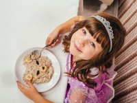 Content image for: 493222 | Приучить детей к здоровому питанию: веселые способы