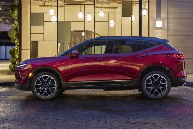 Chevrolet Blazer уходит в отставку: 2025 год станет для кроссовера с ДВС последним