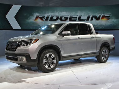slide image for gallery: 19770 | Honda Ridgeline