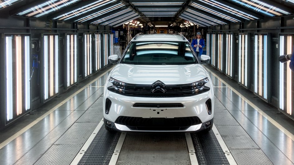 Производство Citroen С5 Aircross на заводе ПСМА Рус в Калуге