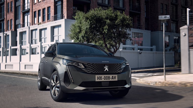 slide image for gallery: 27083 | Peugeot 3008 и 5008