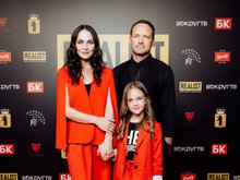 Анна Снаткина и Виктор Васильев с дочерью