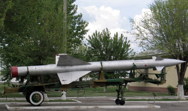 Зенитная ракета стационарного зенитно-ракетного комплекса С-25 ПВО Москвы (CC BY-SA 3.0)