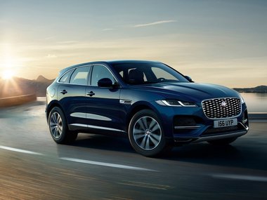 slide image for gallery: 27197 | Jaguar F-Pace 2021