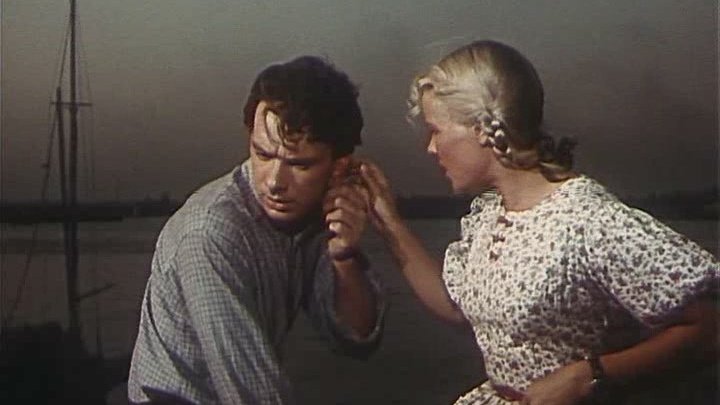 Алексей Баталов в фильме «Большая семья» Алексей Баталов в фильме «Большая семья»