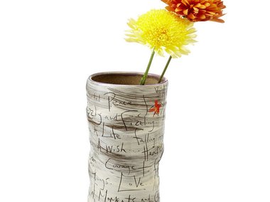 Slide image for gallery: 3719 | Комментарий «Леди Mail.Ru»: с цветами или без них – ваза – один из любимых «женских» предметов интерьера