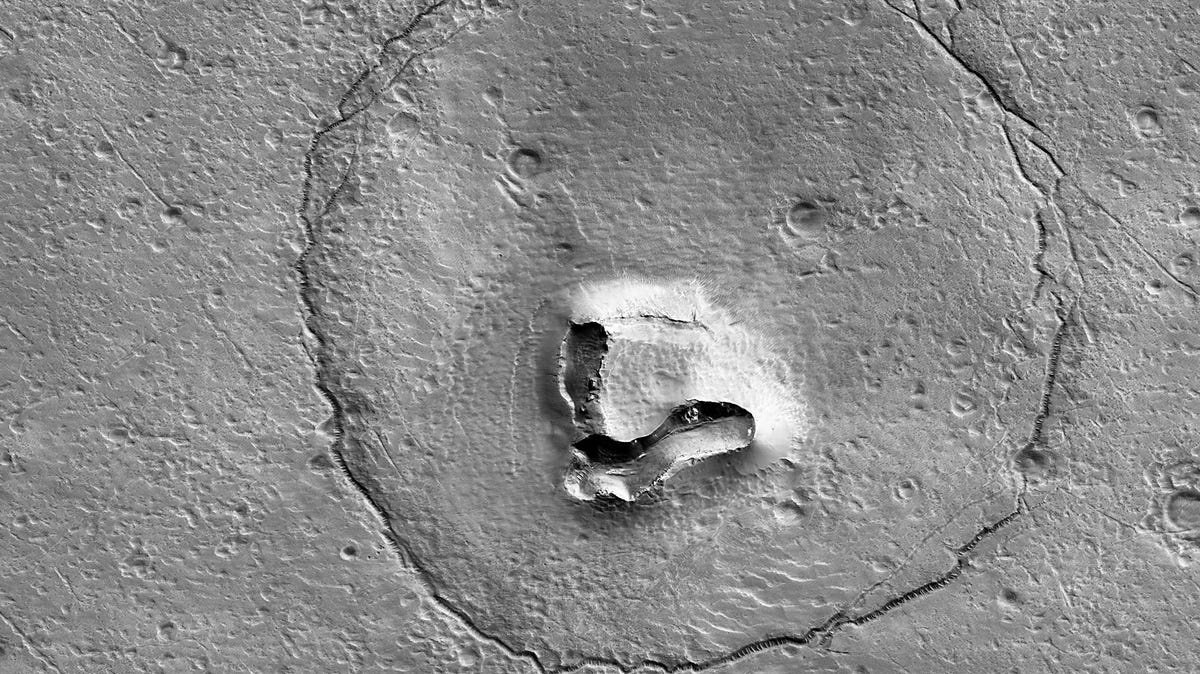 Легендарная оптическая иллюзия: откуда взялось человеческое «лицо» на Марсе